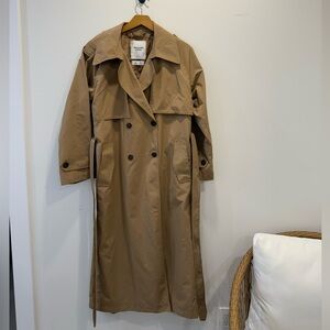Abercrombie & Fitch Trench Coat